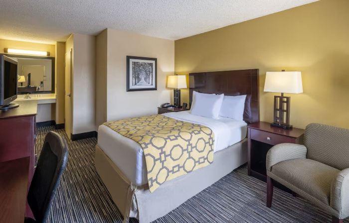Park Inn by Radisson, Columbus State University Area
