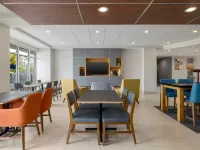 Holiday Inn Express MYRTLE BEACH-BROADWAY@THE BCH by IHG Hotels near Encounters UFO Experience