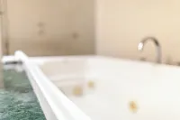 Harrigan's Hunter Valley - Hot Tub