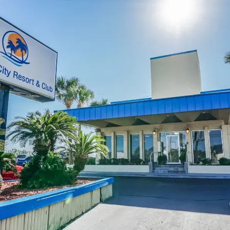 Panama City Resort & Club