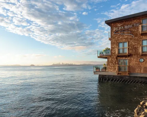The Inn Above Tide Hotels in Sausalito