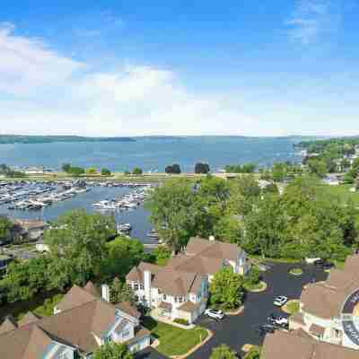 Pool, Beach Walk & Lake Views in Fontana Rooms