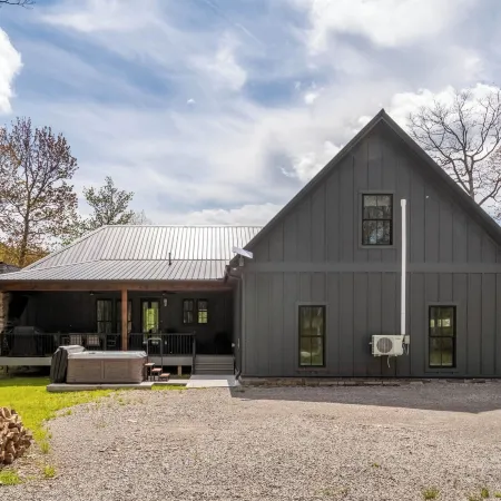 Holiday House by Taylor Made Deep Creek