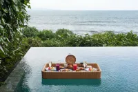 Komaneka at Keramas Beach - Resorts