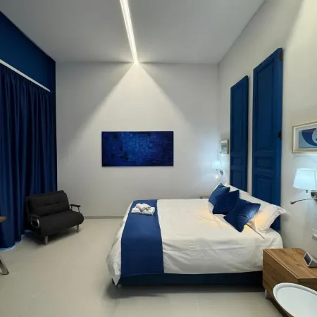 Poerio Station Rooms & Apartment