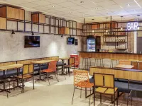 宜必思考卡亞Porto do Pecém 酒店 - 酒吧
