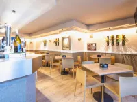Hotel Tibur Hotels near Arrabal