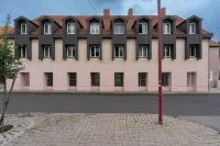 FarawayHomes Studios Fohnsdorf Hotels in 