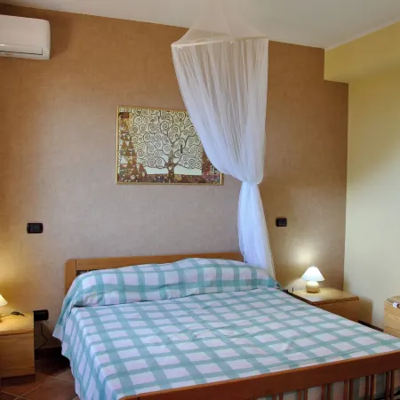 Uva & Stelle Maison Detached Villa in the Hills of Sperlonga Hotels in Itri