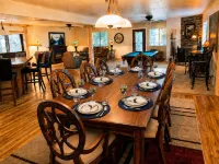5Br Chalet: Panoramic Views & Game Room