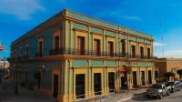 Hotel Santa Elena - parkir