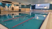 Raheen Woods Hotel - Pools