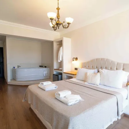 Cunda House Kucuk Otel