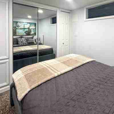 Saddle Brook Studio with Patio - Near NYC! Rooms