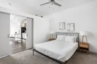 CozySuites at  Bottleworks District - Apartments