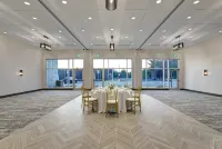 Holiday Inn Express KINGSTON WEST by IHG - breakfast