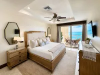 BEACHFRONT!!! 1BR/1.5BA Condo at Grand Caribe! Expansive Views. Great Location!! - Homestays