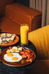 Alt Hotel Saskatoon - breakfast