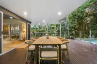 Retreat - Rainforest Pool Firepit -  Casas de vacaciones