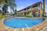 The Settlement Historic Hotel - piscina
