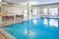 Courtyard Pueblo Downtown - Pools
