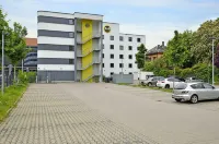 B&B HOTEL Würzburg-City - parking