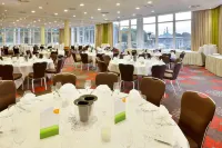 漢諾威馬斯湖萬怡酒店 - 早餐