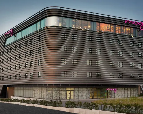 Moxy Cologne Bonn Airport Hotels near German Aerospace Center