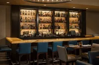 Sheraton Commander Hotel - bar