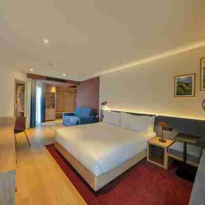 Hampton by Hilton Alicante Airport Rooms
