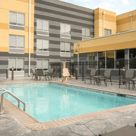 Fairfield Inn & Suites Lexington Georgetown/College Inn