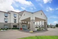 Red Roof Plus+ & Suites Vicksburg - Wifi