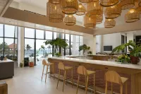 Hilton Garden Inn la Romana - Bares