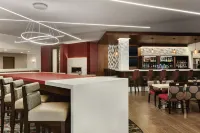 DoubleTree by Hilton Hotel Toronto Airport West - Barer