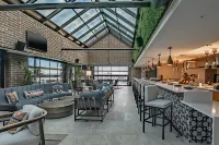 SpringHill Suites Fort Worth Historic Stockyards - Barer