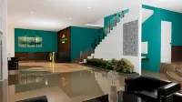 Elephant Inn and Suite Hotel by Sajiwa - 2-Star