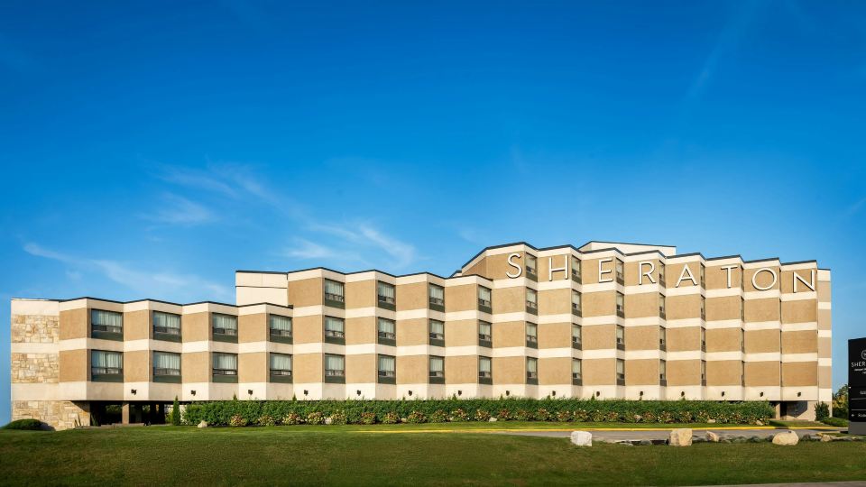 Sheraton Montreal Airport Hotel