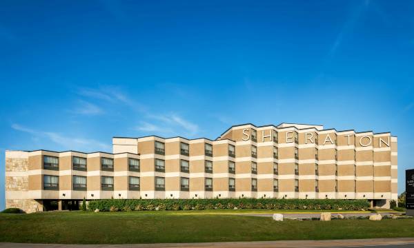 Sheraton Montreal Airport Hotel