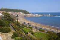 Premier Inn Scarborough (South Bay) - موقف سيارات