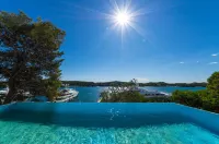 D-Resort Šibenik - Pools