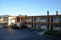 Village Inn Green Bay - صديق للحيوانات الاليفة