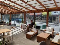 CUATRO ALTURAS EXPERIENCE - Hostels