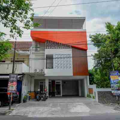 RedDoorz Near Sleman City Hall 2 Hotel Exterior