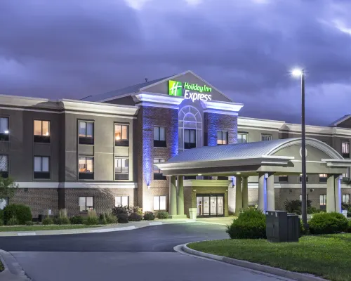 Holiday Inn Express KANSAS CITY - AT THE LEGENDS by IHG Hotels in Kansas City