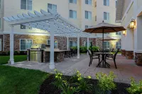Homewood Suites by Hilton Long Island-Melville - Pet friendly