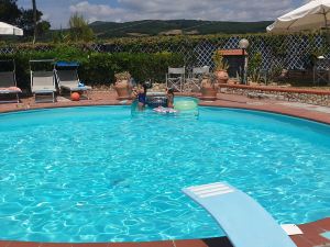 Tuscan Villa, Private Pool and Tennis Court Garden,wi-fi, AC, Pet Friendly