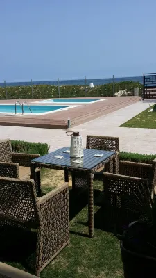 Beach Front Luxury Living Apartment - Apartments