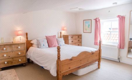 Stowaway Cottage, Aldeburgh - Housity