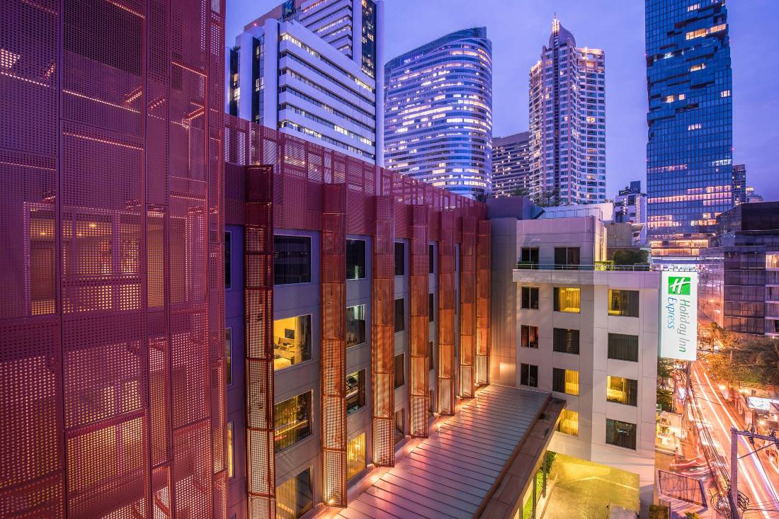 Holiday Inn Express Bangkok Sathorn Bangkok Latest Price Reviews Of Global Hotels 22 Trip Com
