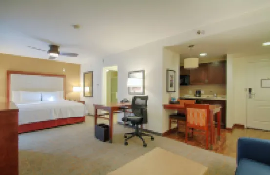 Homewood Suites by Hilton-拉斯維加斯機場 謝爾比美國公司附近的飯店